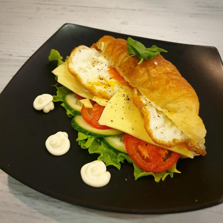 아일랜드 카페 앤 호스텔 코 리페 외부 사진